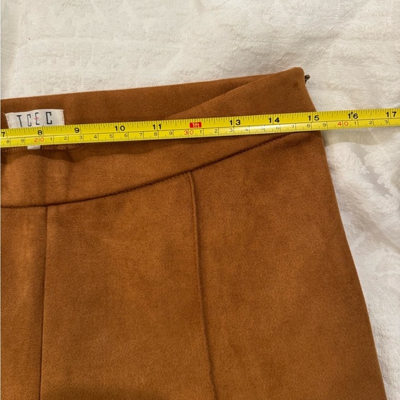 TCEC brown faux suede pants raw hem with zippers - Picture 7 of 8